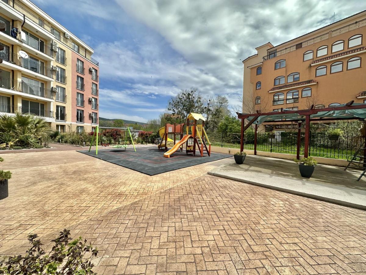 Cozy Apartment Солнечный берег Экстерьер фото